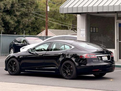 2016 Tesla Model S 75