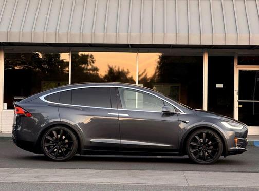 2020 Tesla Model X Long Range Sport Utility 4D