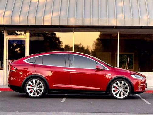 2016 Tesla Model X 90D