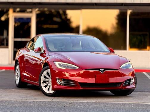 2017 Tesla Model S 75D