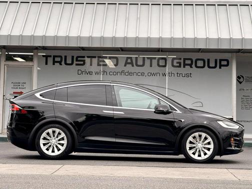 2020 Tesla Model X Long Range Plus Dual Motor All-Wheel Drive