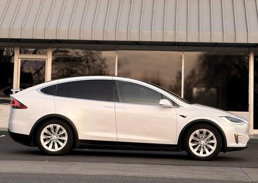 2019 Tesla Model X Long Range