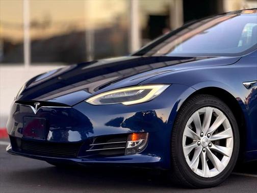 2016 Tesla Model S 75