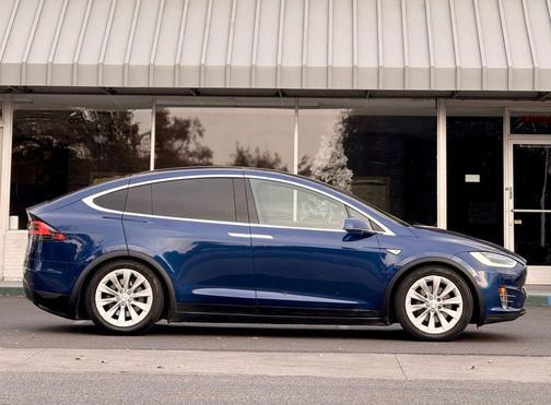 2016 Tesla Model X 90D Sport Utility 4D
