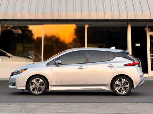 2018 Nissan Leaf SV