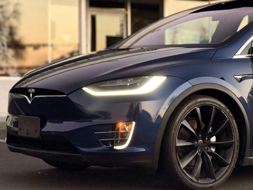2020 Tesla Model X Long Range Sport Utility 4D