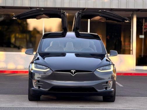 2016 Tesla Model X 90D