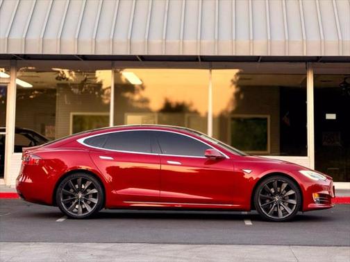 2016 Tesla Model S 75