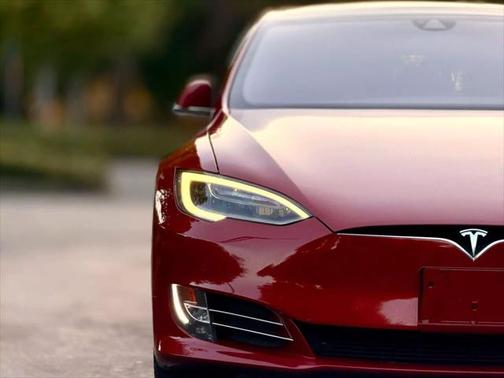 2016 Tesla Model S 75