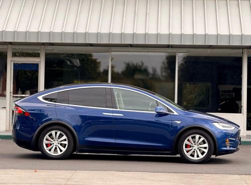 2016 Tesla Model X P90D Sport Utility 4D