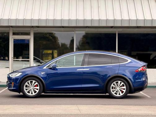 2016 Tesla Model X P90D Sport Utility 4D
