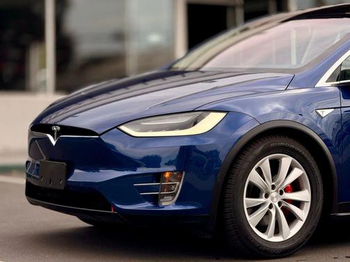 2016 Tesla Model X P90D Sport Utility 4D