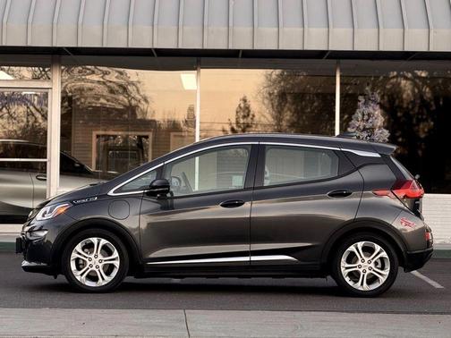2017 Chevrolet Bolt EV LT