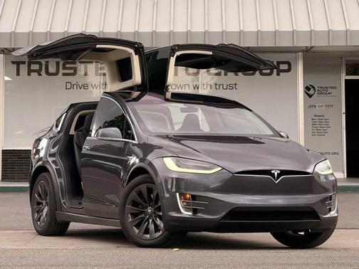 Grey 2018 Tesla Model X 100D