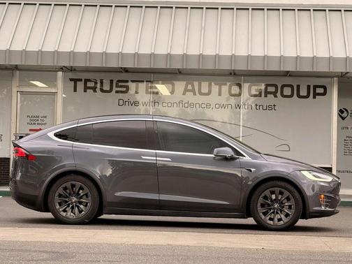 Grey 2018 Tesla Model X 100D