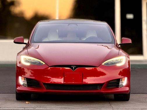 2017 Tesla Model S P100D
