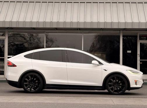 2021 Tesla Model X Long Range Plus Dual Motor All-Wheel Drive