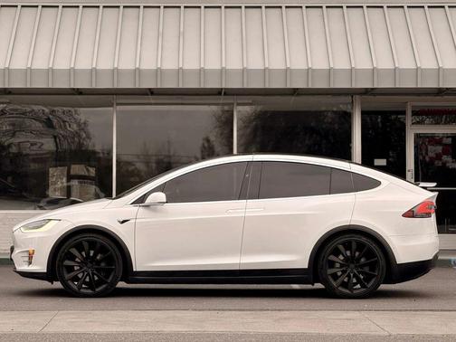2021 Tesla Model X Long Range Plus Dual Motor All-Wheel Drive