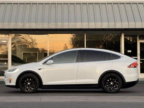 2018 Tesla Model X 100D