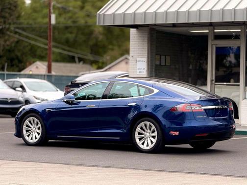 2018 Tesla Model S 75D