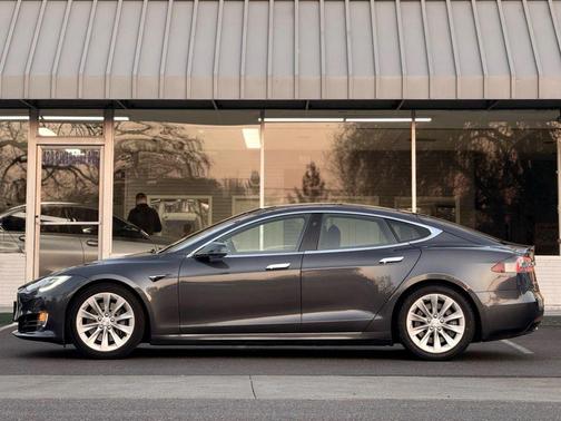 2017 Tesla Model S 100D