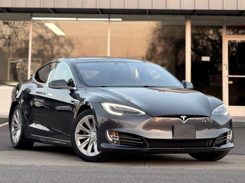 2017 Tesla Model S 100D