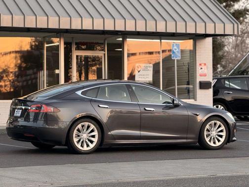 2017 Tesla Model S 100D