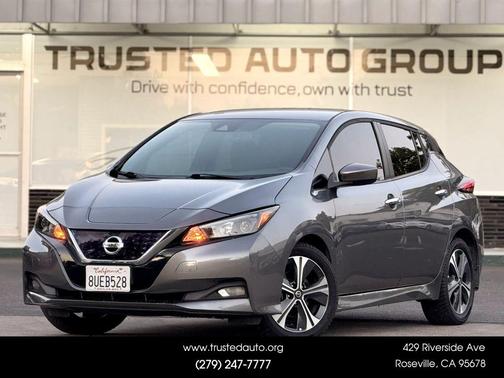 Gray 2021 Nissan Leaf SV Hatchback 4D