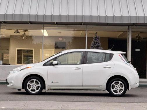 2013 Nissan Leaf SV