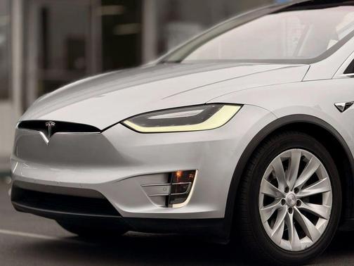 2017 Tesla Model X 100D
