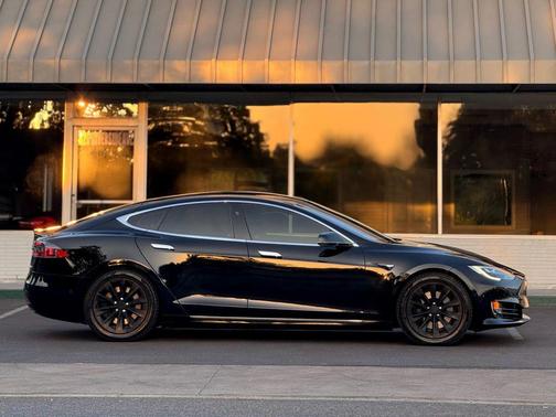 2017 Tesla Model S 100D