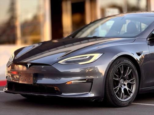 2021 Tesla Model S Long Range