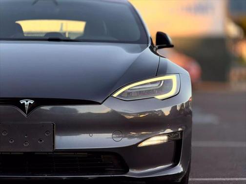 2021 Tesla Model S Long Range