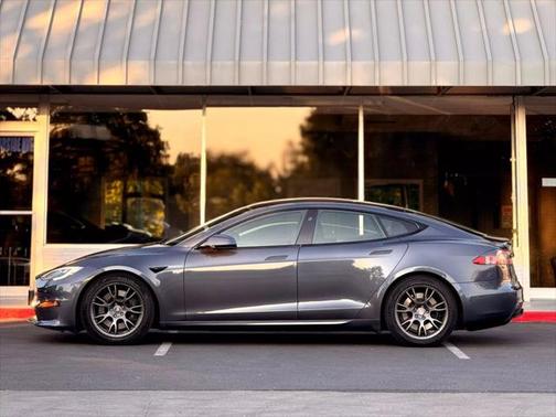 2021 Tesla Model S Long Range