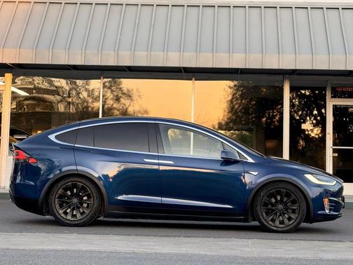 2016 Tesla Model X 90D