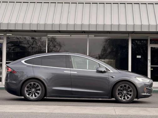 2019 Tesla Model X Long Range