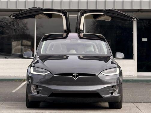 2019 Tesla Model X Long Range