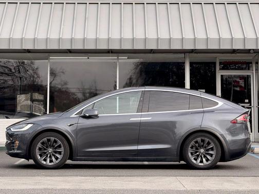 2019 Tesla Model X Long Range