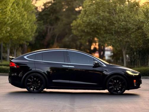 2017 Tesla Model X P100D