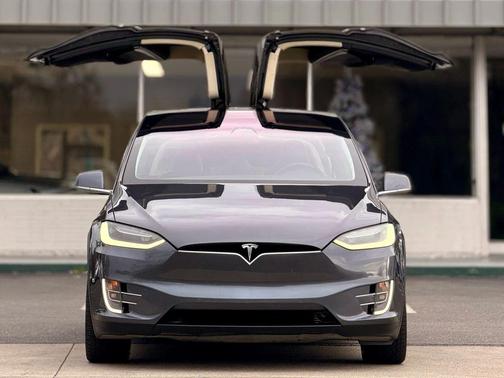 2018 Tesla Model X P100D