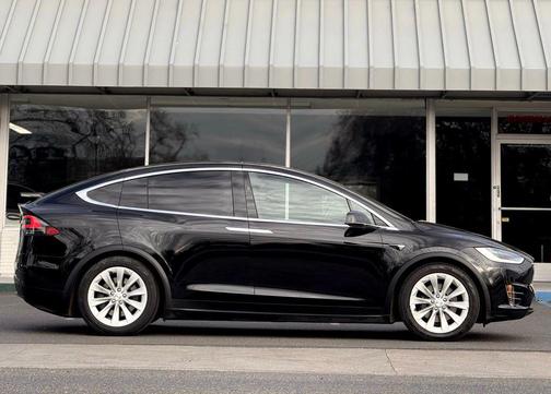 2020 Tesla Model X Long Range Plus Dual Motor All-Wheel Drive