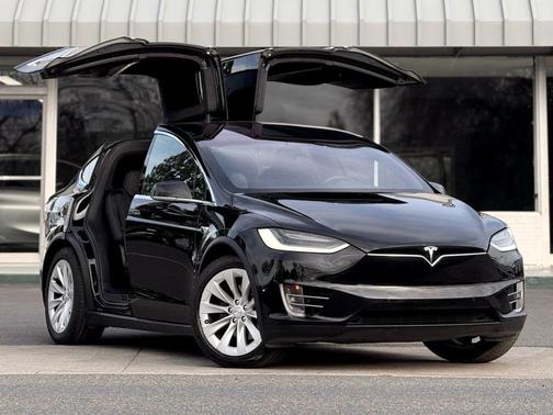 2020 Tesla Model X Long Range Plus Dual Motor All-Wheel Drive