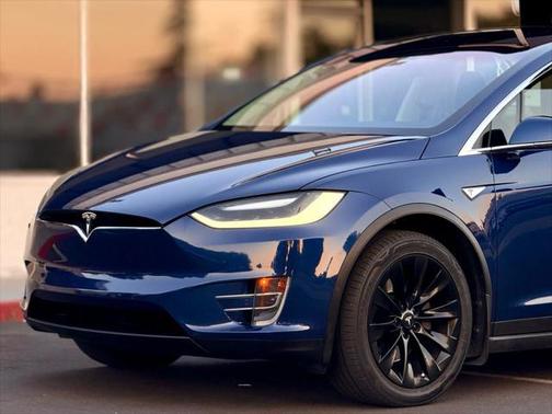 2016 Tesla Model X 75D