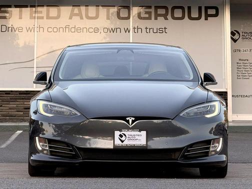 Gray 2018 Tesla Model S 75D