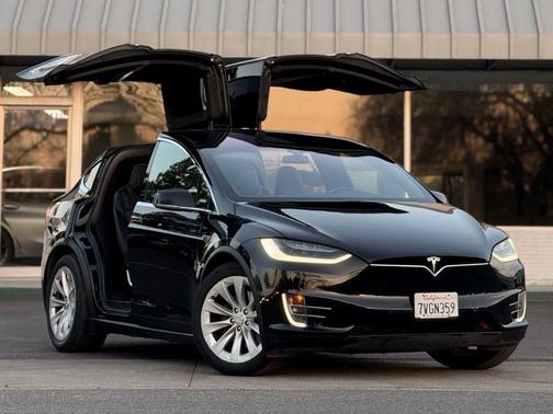 2016 Tesla Model X 75D