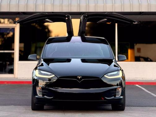 2016 Tesla Model X 75D