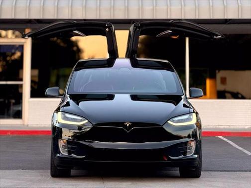 2016 Tesla Model X 75D