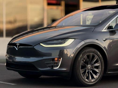 2019 Tesla Model X 100D Sport Utility 4D