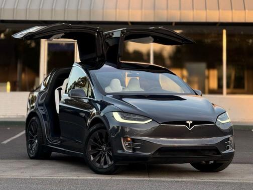 2019 Tesla Model X 100D Sport Utility 4D