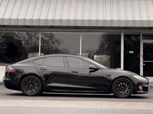 2019 Tesla Model S Performance